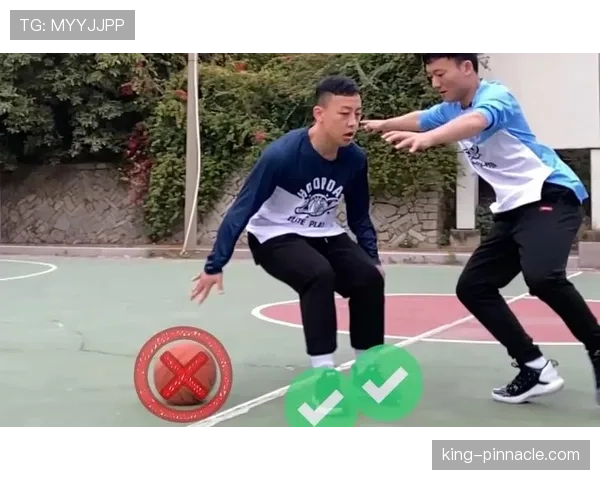 篮球中线规则的具体定义与实际判罚标准究竟是如何规定的